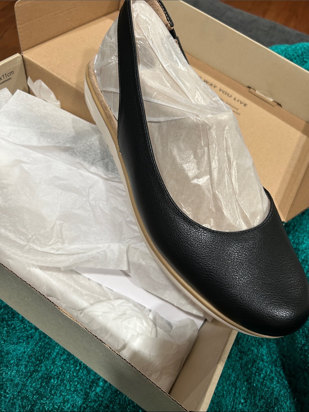 AEROSOLES Black Slingback Flat with Tan Trim